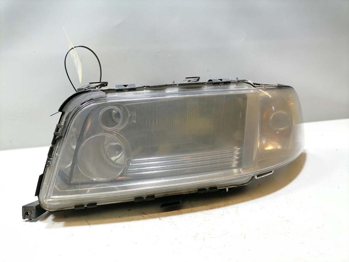 Audi A8 D2 original Scheinwerfer links Xenon Facelift BJ99 vergilbt